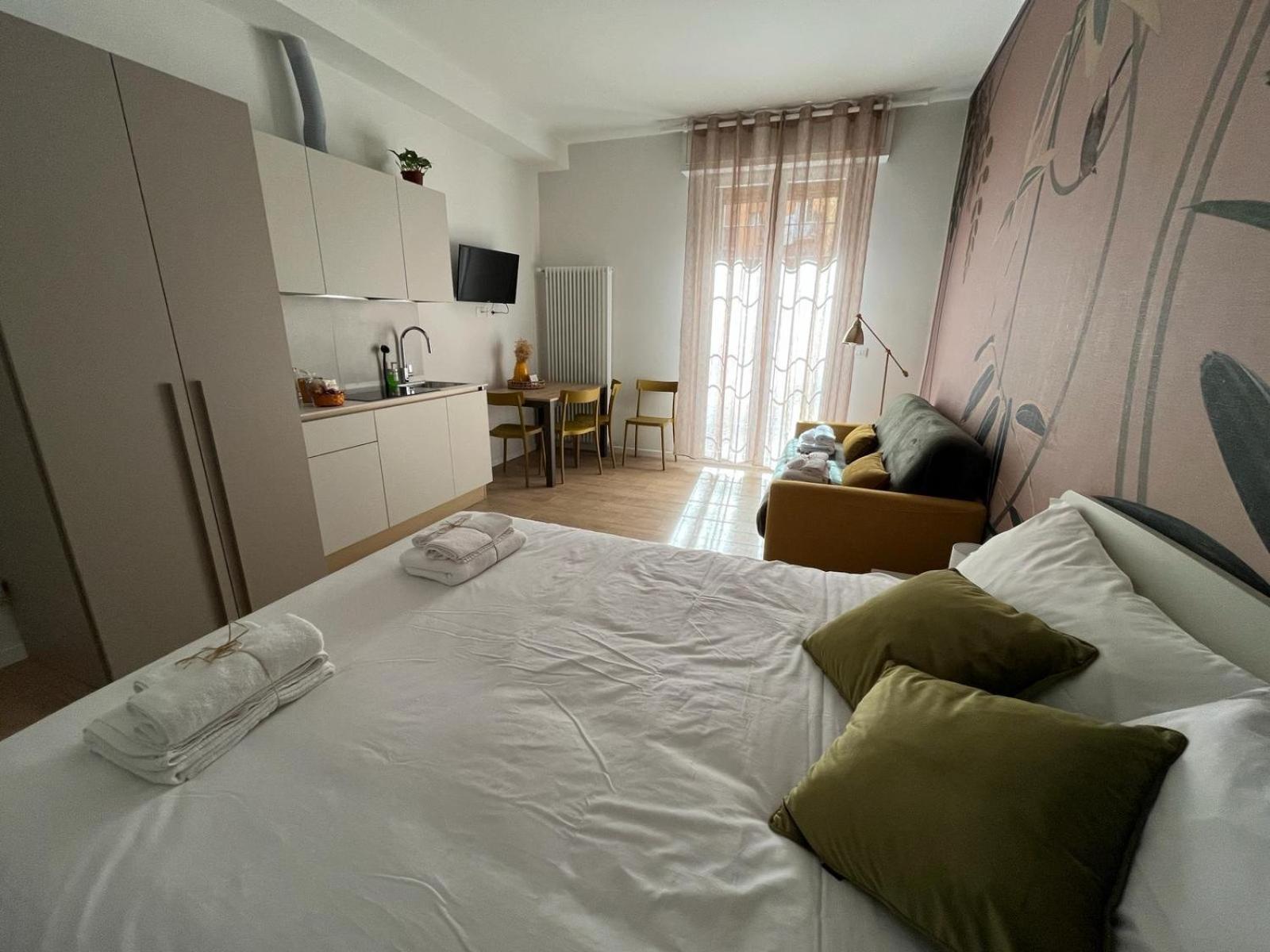 Calari Rooms - Monolocale Boloňa Exteriér fotografie