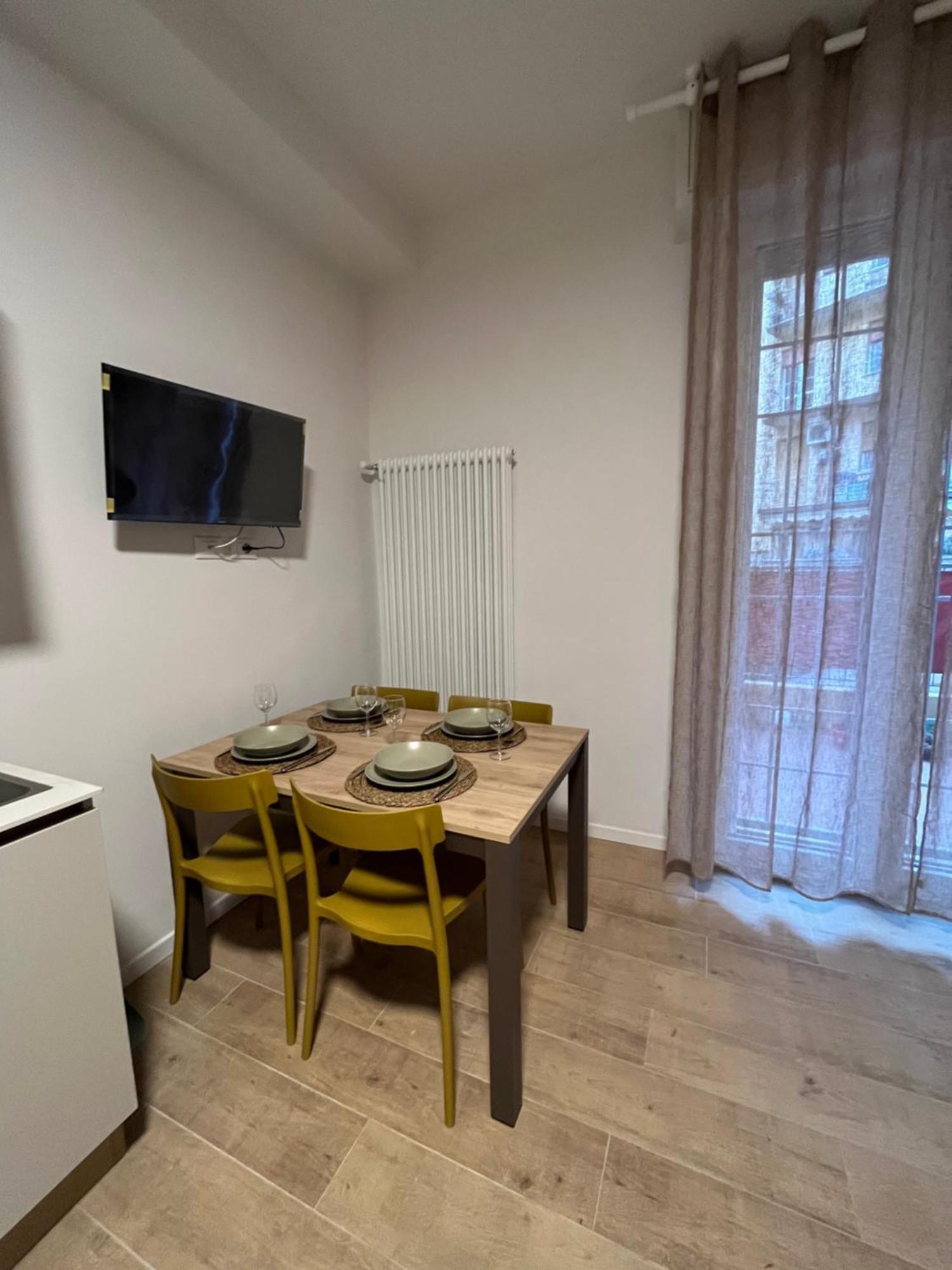 Calari Rooms - Monolocale Boloňa Exteriér fotografie