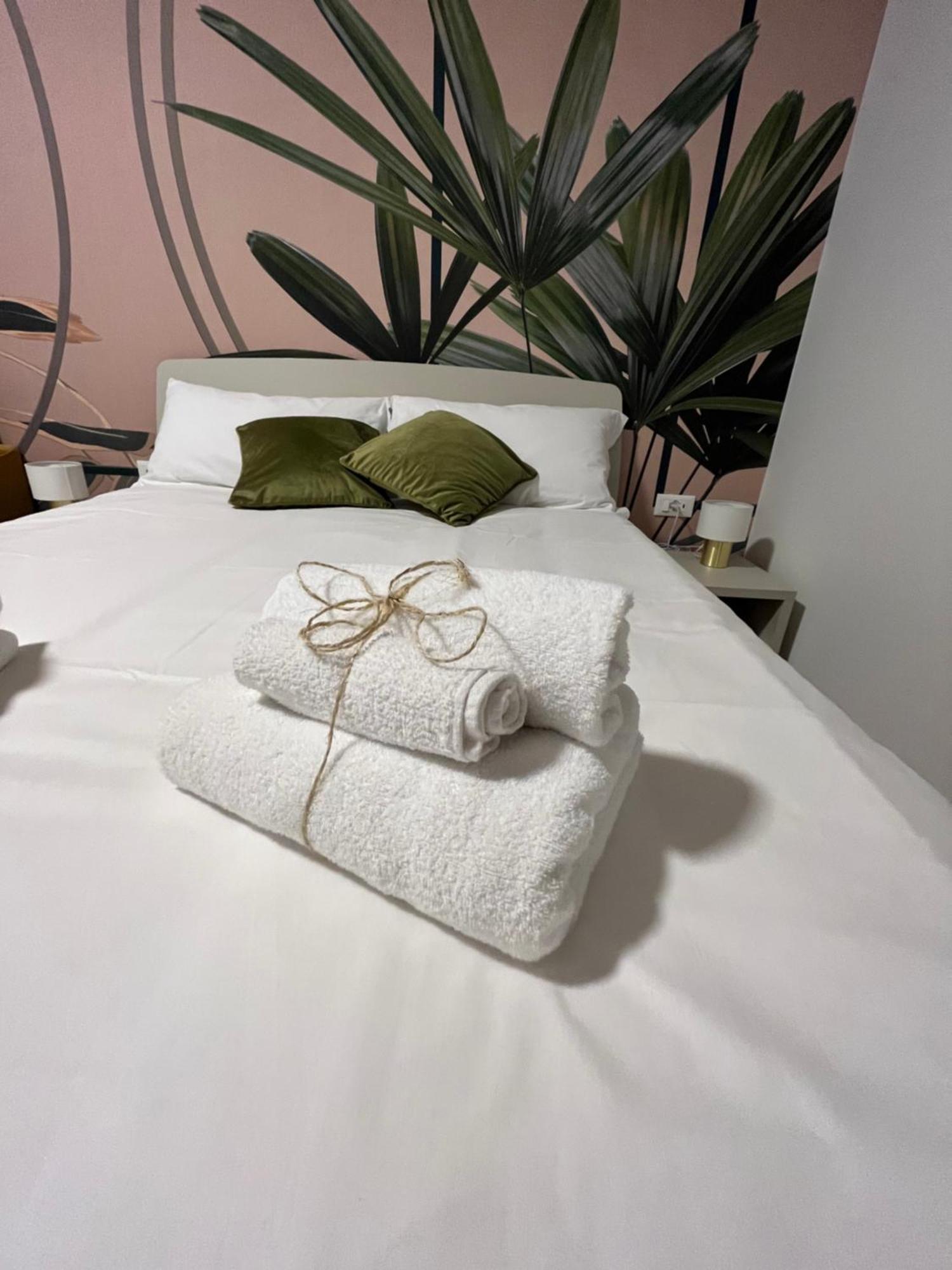 Calari Rooms - Monolocale Boloňa Exteriér fotografie